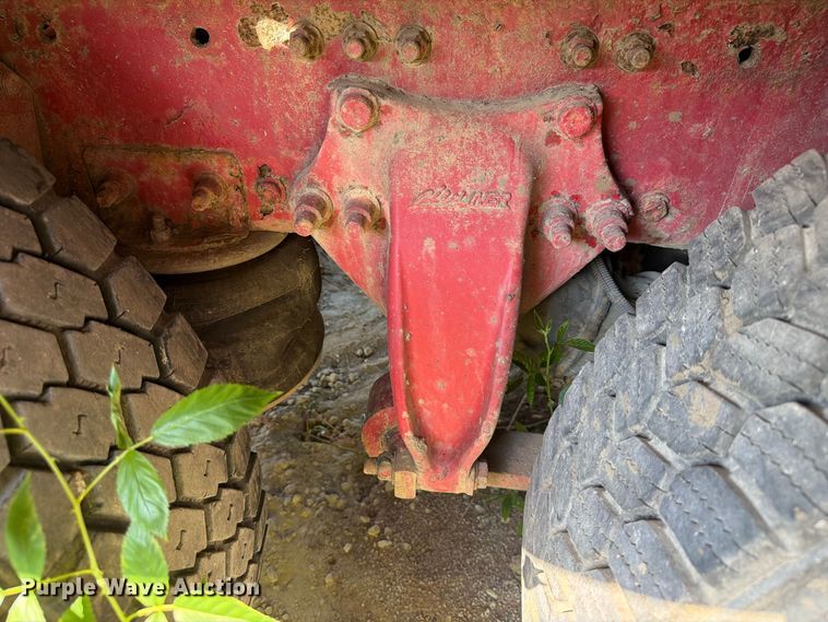 image for item EF1363 2001 Freightliner C120 vacuum truck