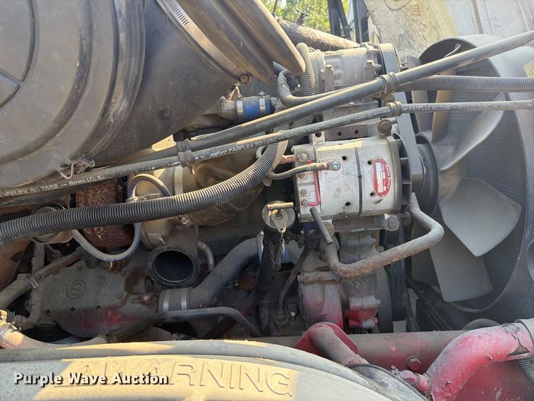 image for item EF1363 2001 Freightliner C120 vacuum truck