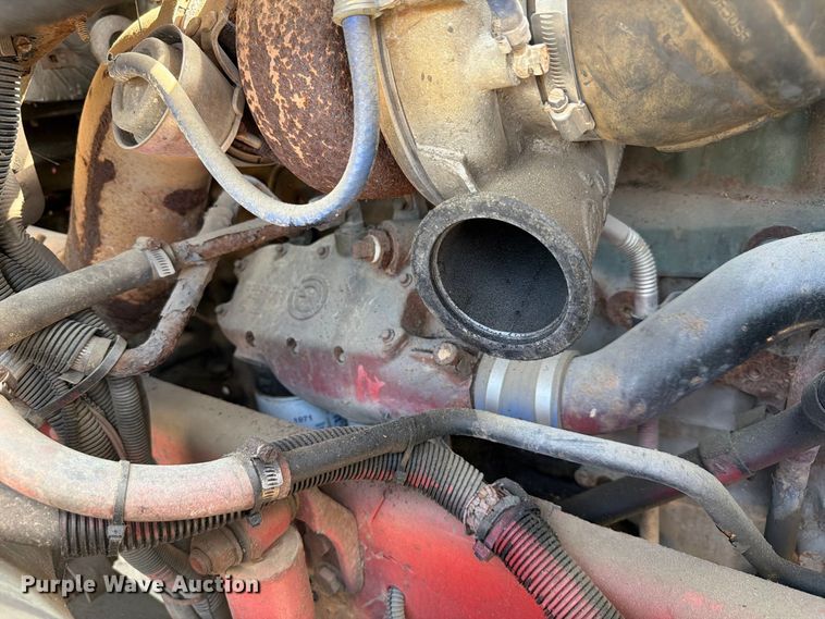 image for item EF1363 2001 Freightliner C120 vacuum truck