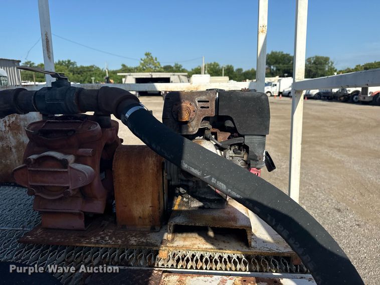 image for item EG6049 1986 Great Dane GP-30 tank trailer