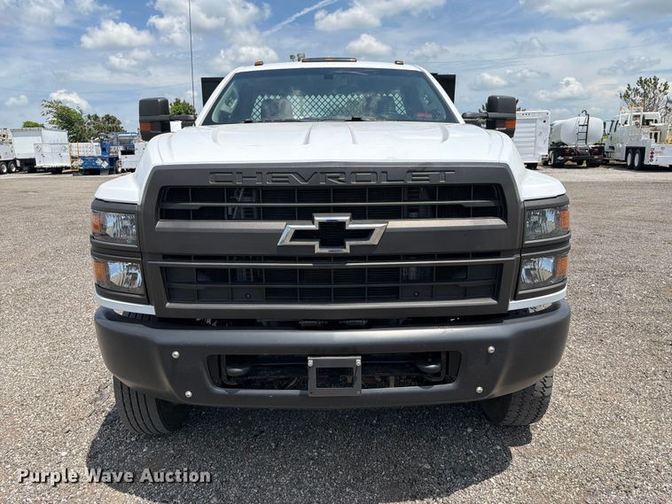 image for item EG9268 2020 Chevrolet 4500HD flatbed truck
