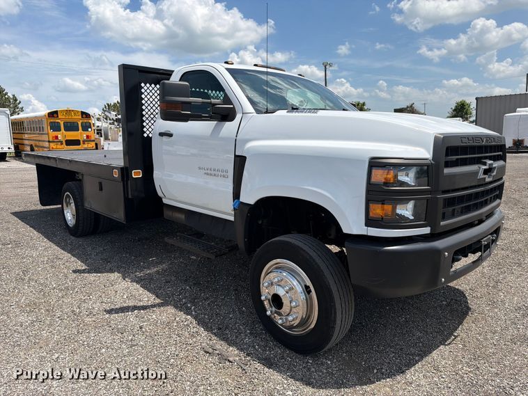 image for item EG9268 2020 Chevrolet 4500HD flatbed truck