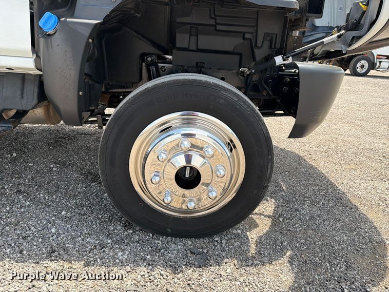 image for item EG9268 2020 Chevrolet 4500HD flatbed truck