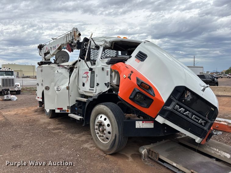 image for item EL2623 2023 Mack MD utility / service truck