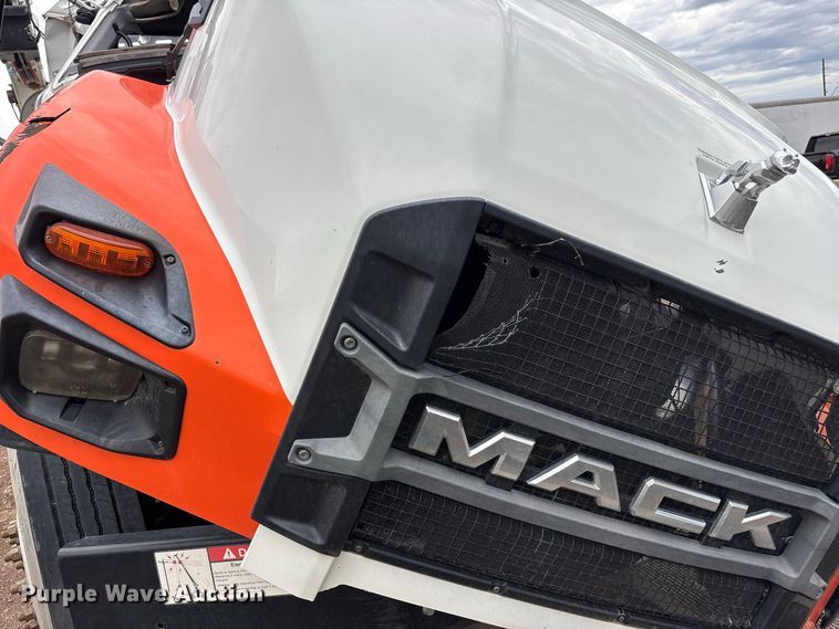 image for item EL2623 2023 Mack MD utility / service truck