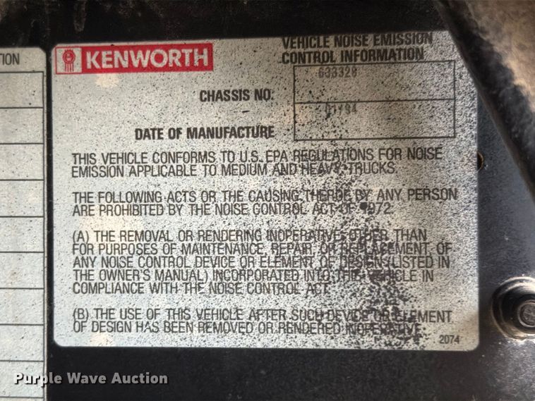 image for item EO8737 1994 Kenworth T800 semi truck