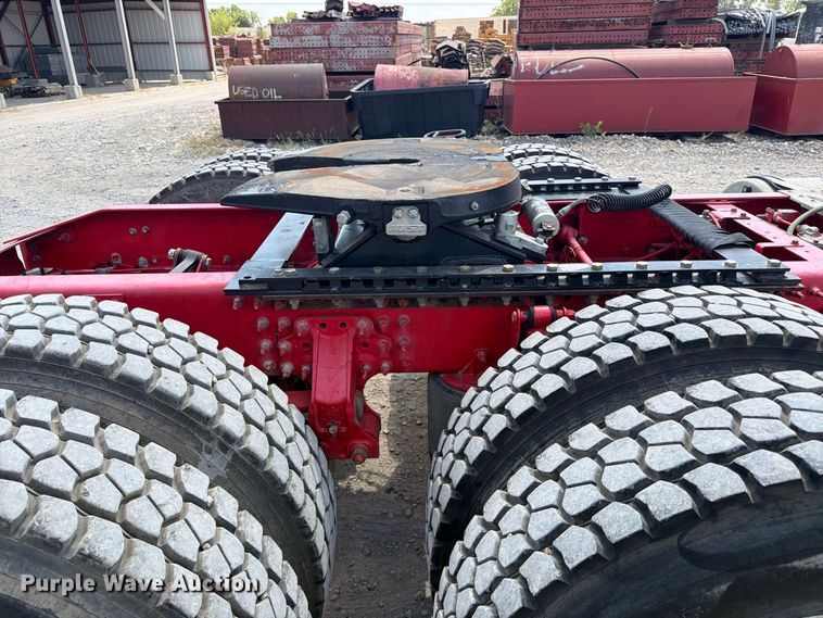 image for item EP7579 2013 Mack CXU613 semi truck