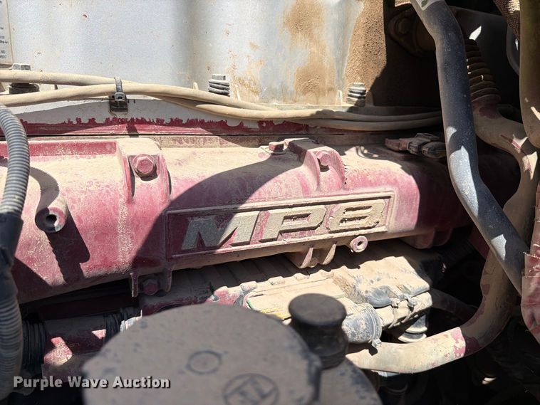 image for item EP7579 2013 Mack CXU613 semi truck