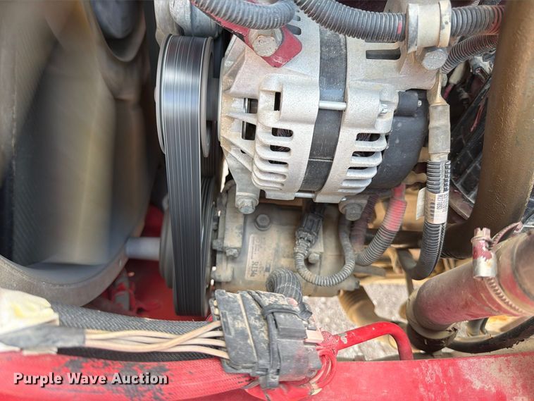 image for item EP7579 2013 Mack CXU613 semi truck