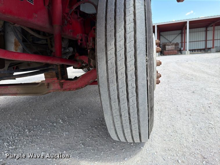 image for item EP7579 2013 Mack CXU613 semi truck