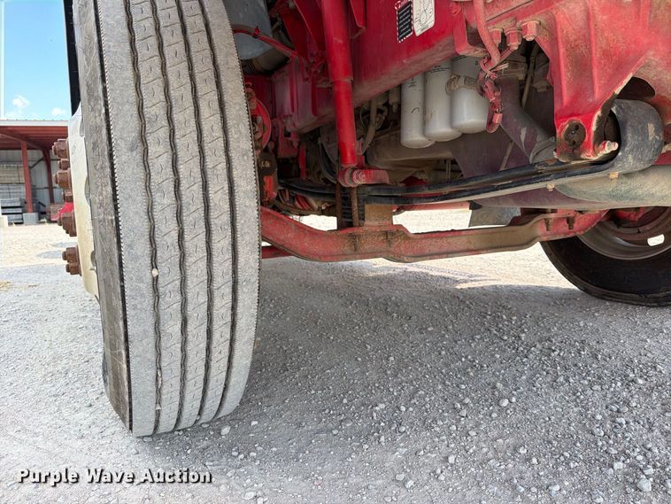 image for item EP7579 2013 Mack CXU613 semi truck