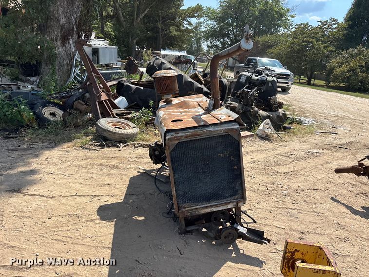 image for item ER3293 Allis-Chalmers engine