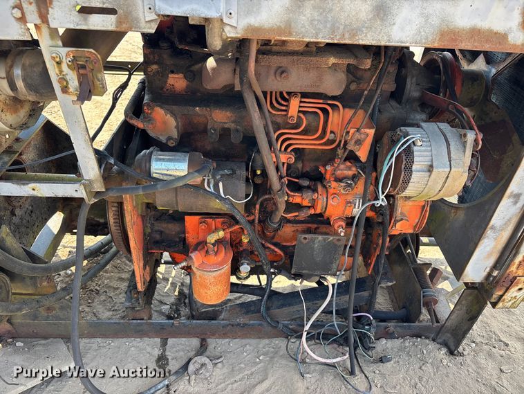 image for item ER3293 Allis-Chalmers engine