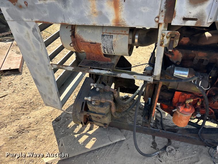 image for item ER3293 Allis-Chalmers engine