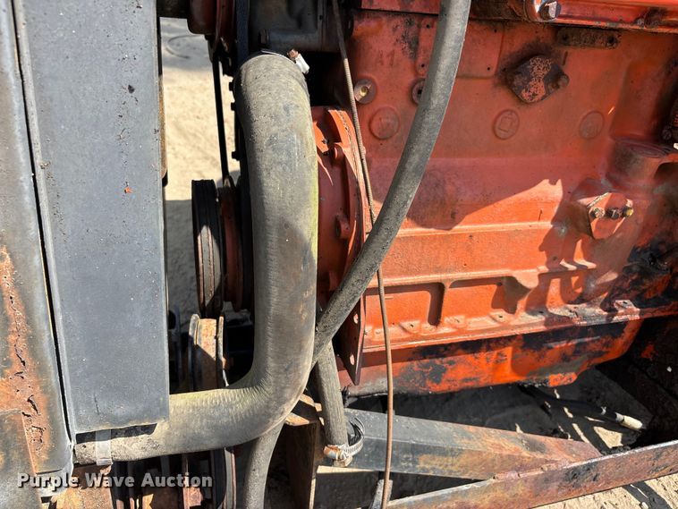 image for item ER3293 Allis-Chalmers engine