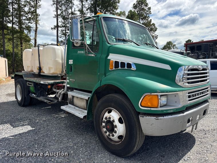 image for item ES8094 2004 Sterling Truck Acterra tank truck