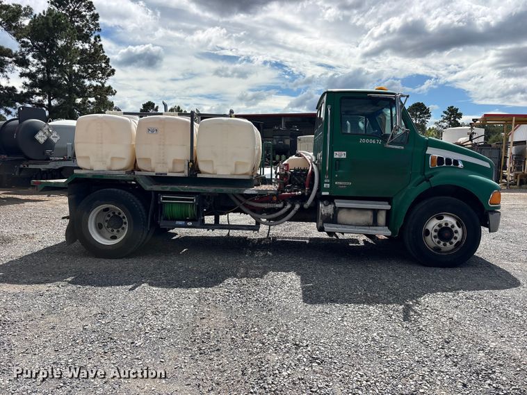 image for item ES8094 2004 Sterling Truck Acterra tank truck