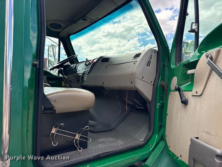 image for item ES8094 2004 Sterling Truck Acterra tank truck