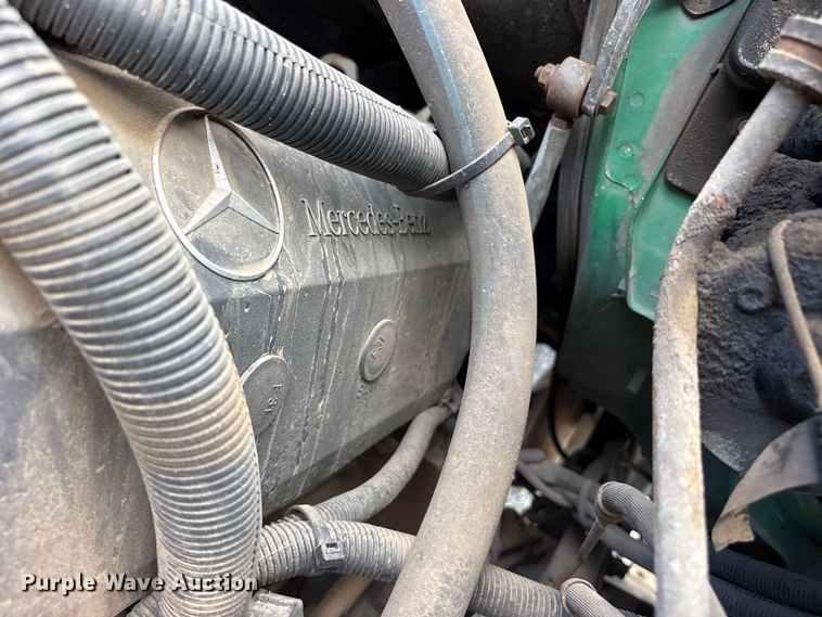 image for item ES8094 2004 Sterling Truck Acterra tank truck