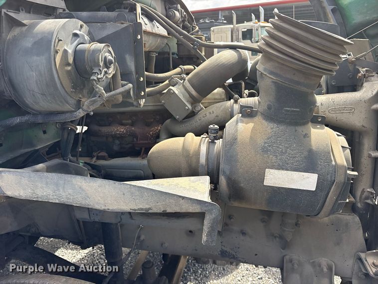image for item ES8094 2004 Sterling Truck Acterra tank truck