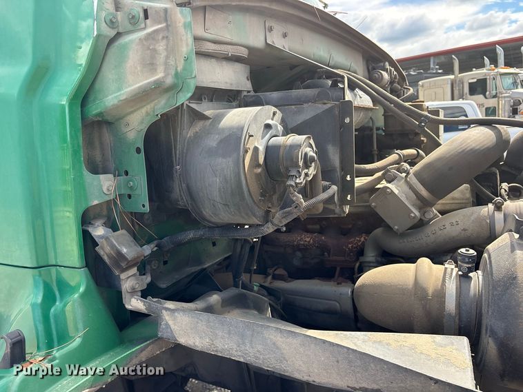 image for item ES8094 2004 Sterling Truck Acterra tank truck