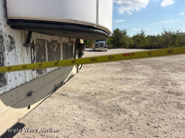 image for item ES8099 2014 Utility Trailer Mfg. Co. refrigerated van trailer
