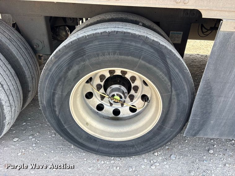 image for item ES8099 2014 Utility Trailer Mfg. Co. refrigerated van trailer