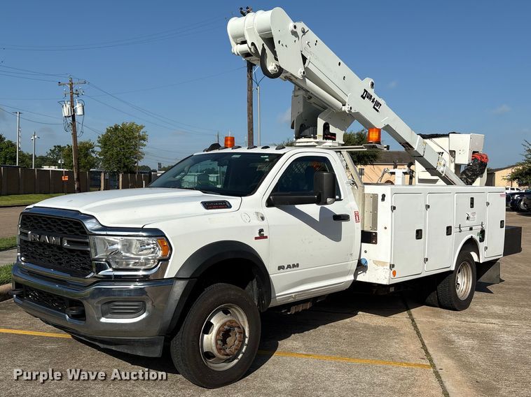 image for item EU0866 2019 RAM 5500 bucket truck