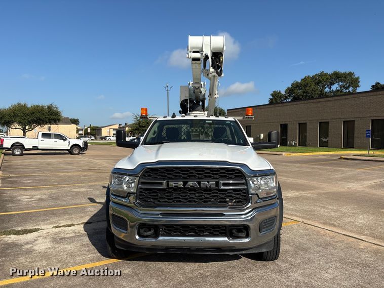 image for item EU0866 2019 RAM 5500 bucket truck