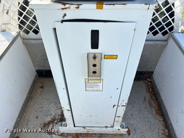 image for item EU0866 2019 RAM 5500 bucket truck