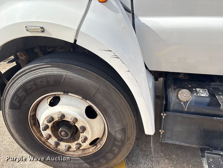 image for item EU0872 2017 Ford F750 bucket truck