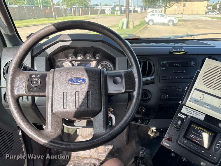 image for item EU0872 2017 Ford F750 bucket truck