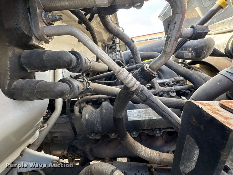 image for item EU0872 2017 Ford F750 bucket truck