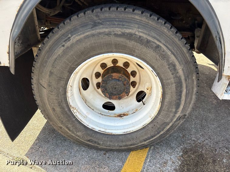 image for item EU0872 2017 Ford F750 bucket truck