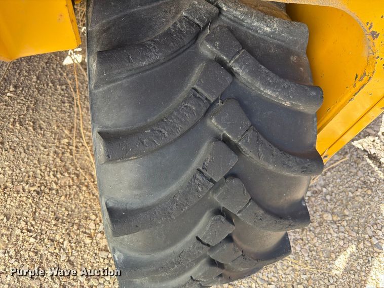 image for item EW2243 Sellick TMF-55 forklift