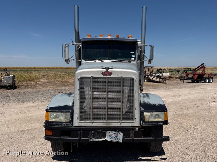 image for item EW4265 1987 Peterbilt 567 semi truck