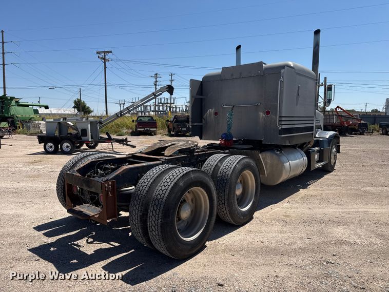 image for item EW4265 1987 Peterbilt 567 semi truck