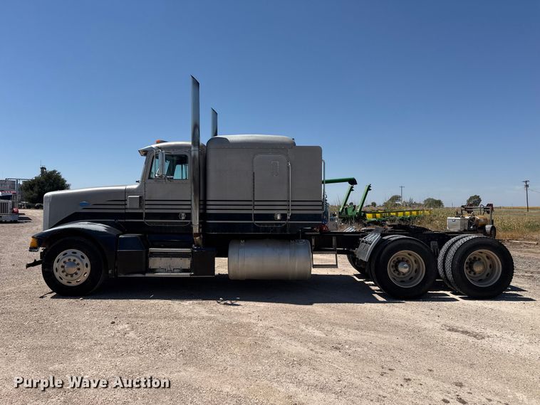 image for item EW4265 1987 Peterbilt 567 semi truck