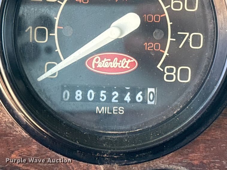image for item EW4265 1987 Peterbilt 567 semi truck