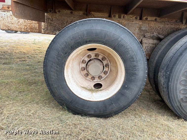 image for item EW8626 2008 Pinion feed delivery trailer