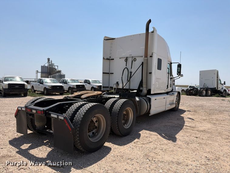 image for item EW8648 2019 Mack Anthem semi truck