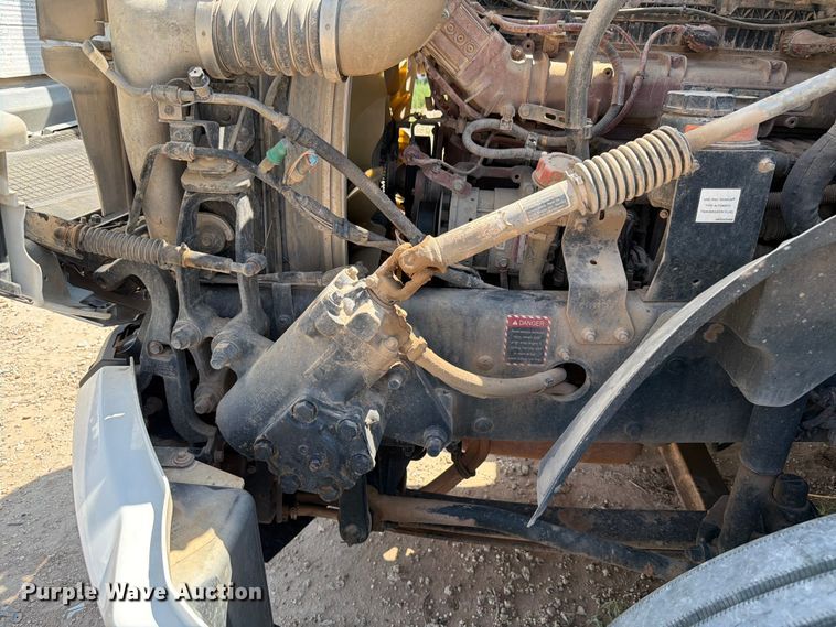 image for item EW8648 2019 Mack Anthem semi truck