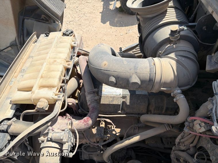 image for item EW8648 2019 Mack Anthem semi truck