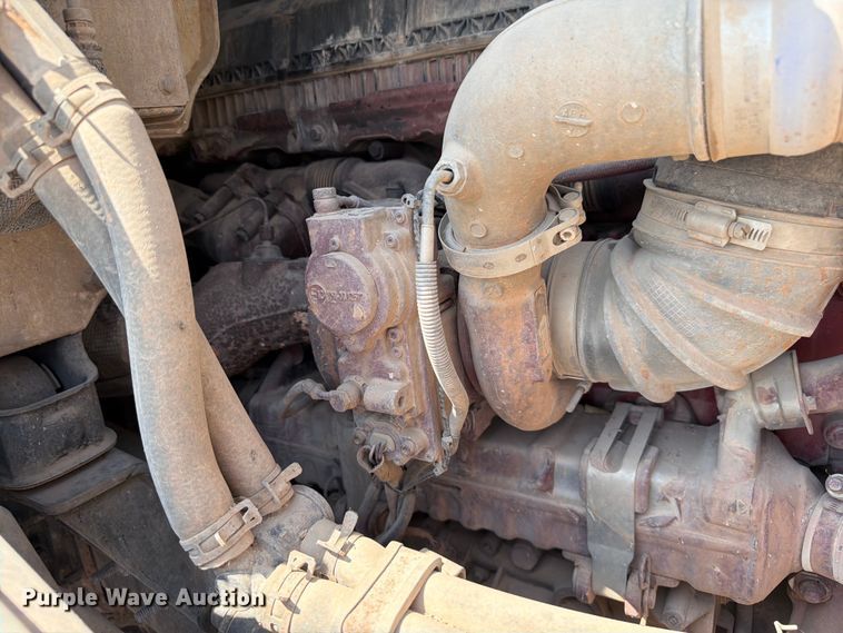 image for item EW8648 2019 Mack Anthem semi truck