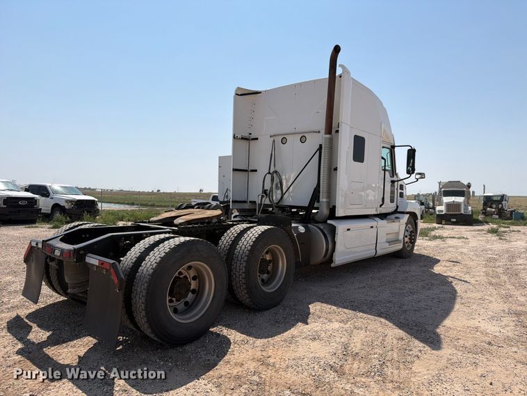 image for item EW8649 2019 Mack Anthem semi truck