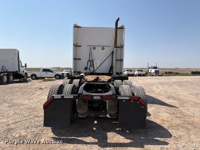 image for item EW8649 2019 Mack Anthem semi truck