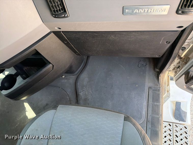 image for item EW8649 2019 Mack Anthem semi truck