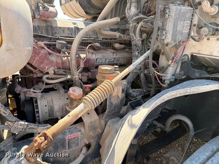 image for item EW8649 2019 Mack Anthem semi truck