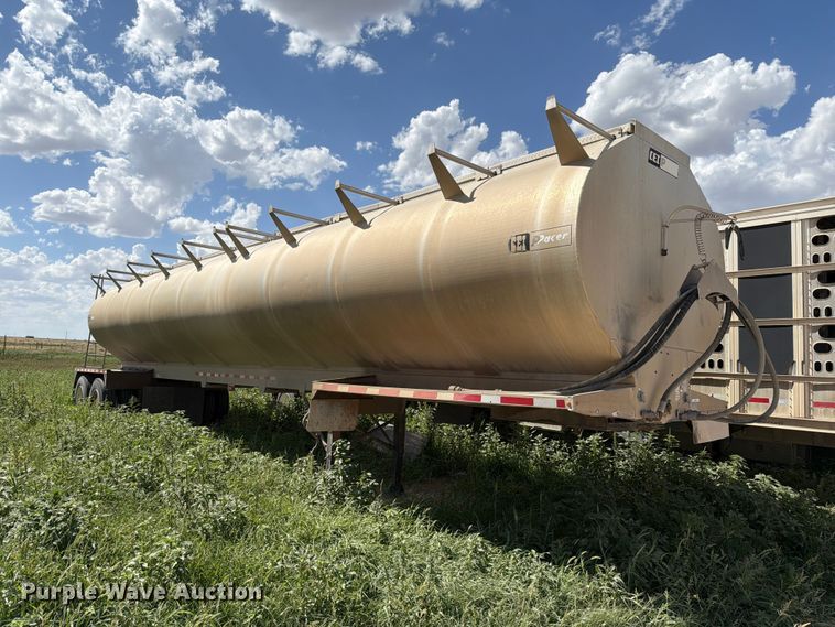 image for item EW8650 CEI AT35L feed delivery trailer