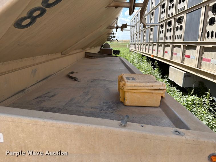 image for item EW8650 CEI AT35L feed delivery trailer